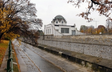 Vídeň: Wagnerovo secesnímu „metru“ je již 115 let - Trasa metra U4 údolím říčky Vídeňky, původní Wientallinie  - foto: © W. Schaub-Walzer PID