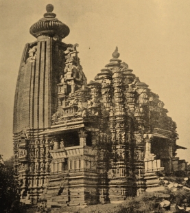 Karel Čapek a Vlastimil Hofman: Indická architektura - Chrám Vamana v Khajuraho.