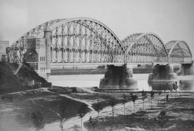 Hendrik P. Berlage: Vývoj moderního stavitelského umění v Nizozemí - Pierre Cuypers: Železniční most Nijmegen (1875-1879) 