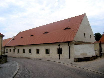 ```html
<p>The Architect of the Year Award</p>
``` - HŠH architects (Ing. akad. arch. Petr Hájek, Ing. arch. Tomáš Hradečný, Ing. akad. arch. Jan Šépka), Riding School on the Castle Hill in Litomyšl - multifunctional hall