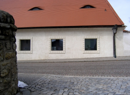 ```html
<p>The Architect of the Year Award</p>
``` - HŠH architects (Ing. akad. arch. Petr Hájek, Ing. arch. Tomáš Hradečný, Ing. akad. arch. Jan Šépka), Riding Hall at the Castle Hill in Litomyšl - multifunctional hall