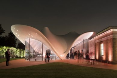 Serpentine Sackler Gallery v Londýně od Zahy Hadid - foto: Luke Hayes / Seprentine Gallery