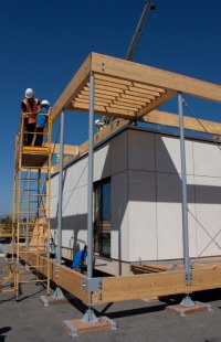 Studenti ČVUT soutěží v Kalifornii se solárním domem - stavba