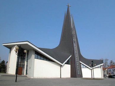 Břeclav otevřela turistům své kostely - Kostel svatého Václava v centru města