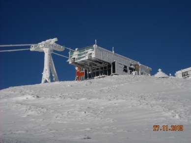Při jízdě novou lanovkou na Sněžku nemůžete minout desky fermacell - foto: BAK Trutnov