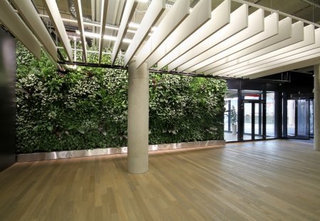 Vertical gardens - Metrostav Headquarters