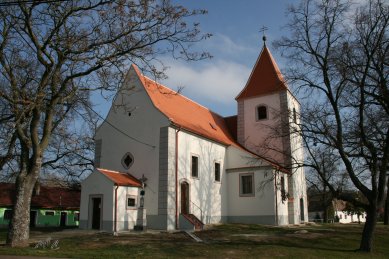 Nejlépe opravenou památkou jižní Moravy je kostel ve Valtrovicích - Valtrovice, kostel sv. Jana Křtitele