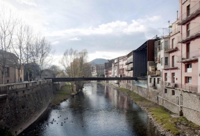 Veřejný prostor "Divadlo La Lira", Ripoll (Španělsko), 2012 - foto: Archiv Public Space / CCCB