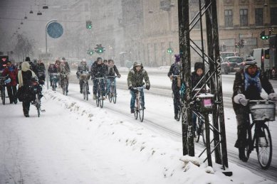 Výstava Město v pohybu na nádvoří radnice Brno-střed