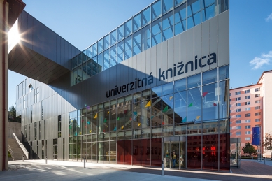 Knihovna Katolické univerzity v Ružomberku – hravé pojetí industriální architektury ukazuje směr moderního slovenského urbanismu