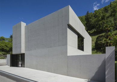 Arp Foundation Museum in Locarno by Gigon/Guyer - foto: Shinkenchiku-sha