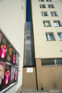 Keret House, aneb jak zabydlet škvíru a ostatní projekty Jakuba Szczęsneho - foto: Bartek Warzecha