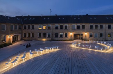 Multi-purpose hall in the courtyard of the gymnasium in Hellerup by BIG - foto: Jens Lindhe