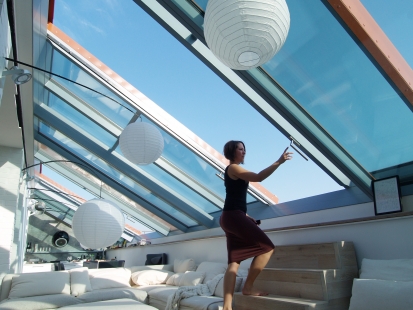 Attic roof windows in a family villa, vineyard house, and unique rooftop apartment - Solara PERSPEKTIV allows for comfortable access to the rooftop terrace.