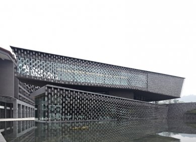 KENGO KUMA