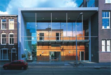 Pozvánka na výstavu Rietveld Prize - Vítěz Rietveldovy ceny 1997: UNIVERZITNÍ MUSEUM (Autor: Architektonická kancelář Koen van Velsen, Hilversum) - foto: AORTA