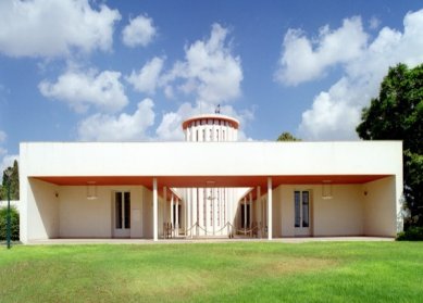 Přednáška Tal Eyal ve vile Tugendhat a projekce filmu - foto: Weizmann House Institute