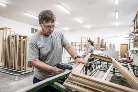 How are JANOŠÍK windows made? Photos from production.