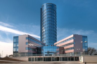 Firma DOSTING bude přejmenována na KOMA FACADE - BEA centrum Olomouc