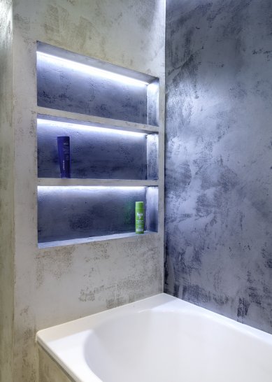 Modern concrete screeds in bathrooms