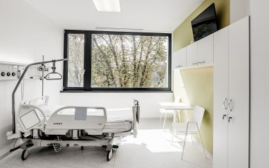 Fakultní nemocnice Olomouc otevřela první energeticky úspornou kliniku v České republice - foto: Kamil Saliba