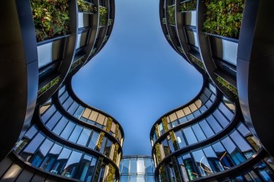 Největší vertikální zahradou ve střední Evropě je nová, futuristická budova AFI Karlín - foto: Kateřina Němcová | www.katerinanemcova.com