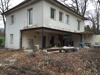 Renovace rodinného domu v německém městě Bergisch Gladbach - Objekt před renovací - foto: Erika Werresová