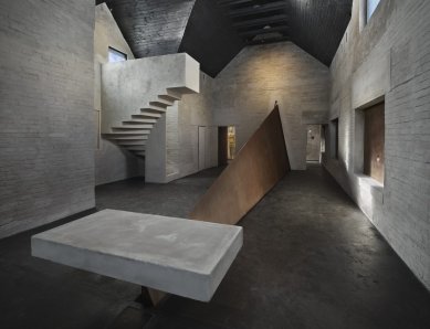 Do 5. ročníku České ceny za architekturu se přihlásilo 192 děl - MCA atelier: PAMÁTNÍK JANA PALACHA VE VŠETATECH - foto: Ester Havlová