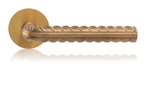 Overview of Materials and Finishes for Door Hardware - klika Rocksor made of solid brass