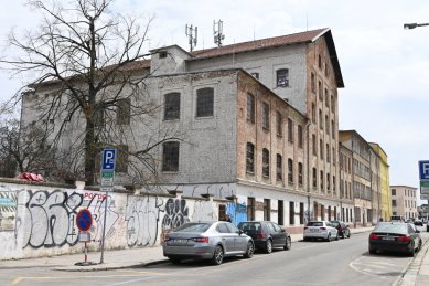 Návrh na prohlášení areálu Mosilany v Brně za kulturní památku - Srostlice továrních objektů M. Kohna na ulici Vlhké - foto: NPÚ