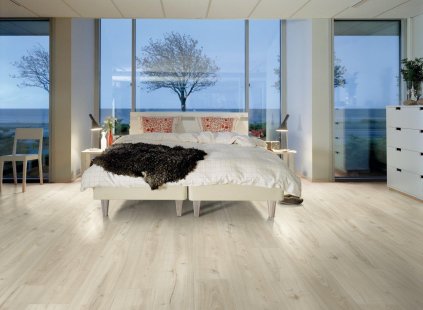 Laminate floors with deep textures from the new Pergo collections are also water-resistant