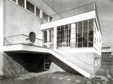 Čestmír a Lubomír Šlapetové - Vila S. Nakládala, Olomouc (1936) - Vila S. Nakládala, Olomouc (1936)
