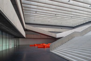 Do 6. ročníku České ceny za architekturu se přihlásilo 170 děl - Fakulta humanitních studií UK – přestavba menzy Koleje 17. listopadu, Kuba & Pilař architekti