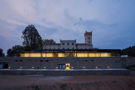 Technological center resembling a modern orangery