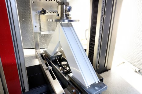 Class A profiles for large-format glazing: a guarantee of long window lifespan