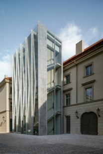 The Hybernská 1 reconstruction project has the title Building of the Year 2021