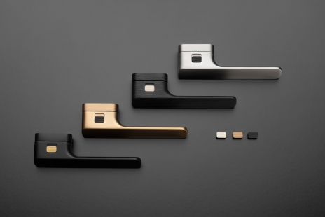 Minimalist maximum - <translation>Kování MINIMAL 2.0 integrated toilet bathroom locking, Surface: black matte titan, brown matte titan, black chrome, brushed matte nickel</translation> - foto: M&T