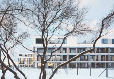 O Českou cenu za architekturu chtějí soutěžit dvě stovky projektů - MACHAR & TEICHMAN: Bytové domy Bleriot - foto: Peter Fabo