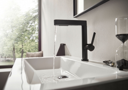 More flexibility and functionality with the hansgrohe Finoris range of batteries