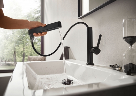 More flexibility and functionality with the hansgrohe Finoris range of batteries