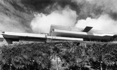 Moderní architektura v Kolumbii - Casa en Cali Manolo Lago, 1956