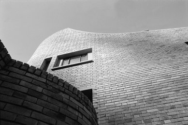 Moderní architektura v Kolumbii - House in Bogota, Fernando Martinez, 1962 - foto: E. Samper