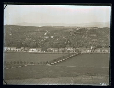Vila Engelsmann v Brně - Panoramatická fotografie Hlinek z roku 1911. Zdroj Muzeum města Brna