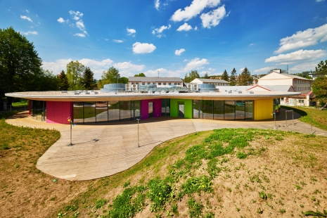 BKT system REHAU heats and simultaneously cools - Kindergarten in Semily (realization by MBQ, s.r.o.)