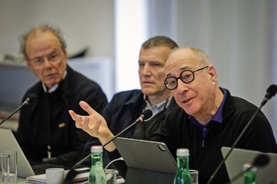 The completion of Victory Square has come a step closer - Judges Kees Christiaanse, Michal Kohout, and Alex Lifschutz (from the left), source: ONplan - foto: Libor Fojtík