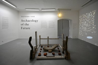 Tsuyoshi Tane - Archeologie budoucnosti - výstava v DUČB - foto: Petr Šmídek, 2023