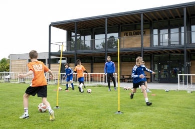 Novostavba kabin a zázemí fotbalového klubu Klánovice - FK Klánovice