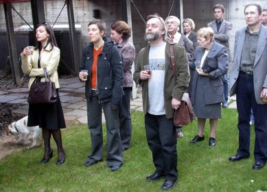 Ročenka Česká architektura 2005-2006 byla pokřtěna - Zástupci médií a Libor Rydlo. - foto: Jan Kratochvíl