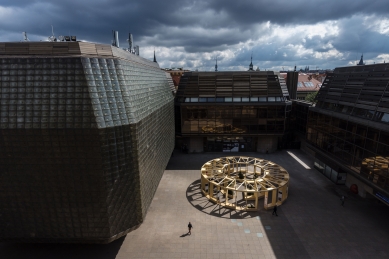 Devatenáctý Salon dřevostaveb zahájen, unikátní výstava v centru Prahy pokračuje