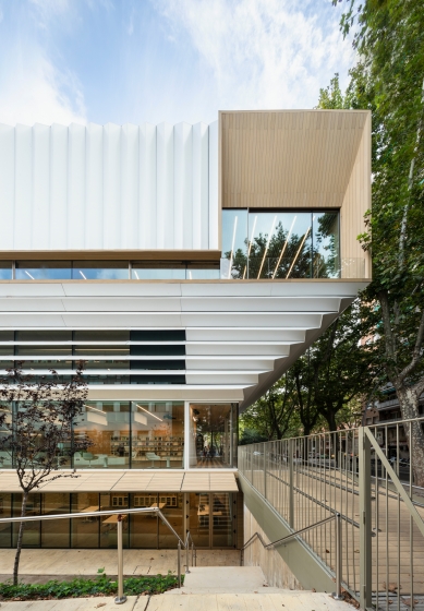 The winner of the Mies van der Rohe Award for 2024 is the Study Pavilion in Braunschweig. The award for emerging architects went to the library in Barcelona. - foto: Jesús Granada